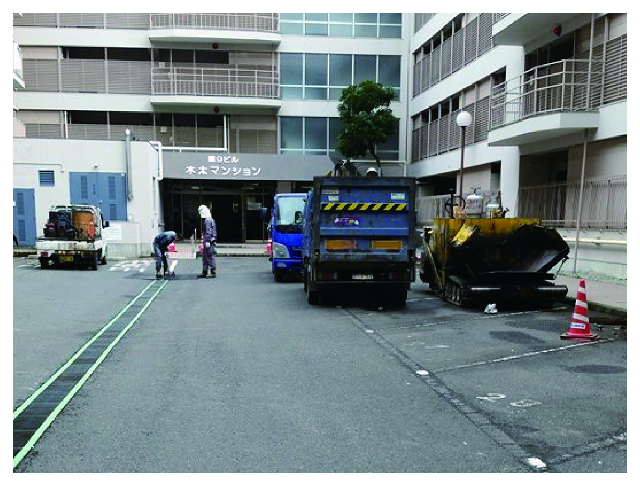 民間　労住協駐車場舗装工事
