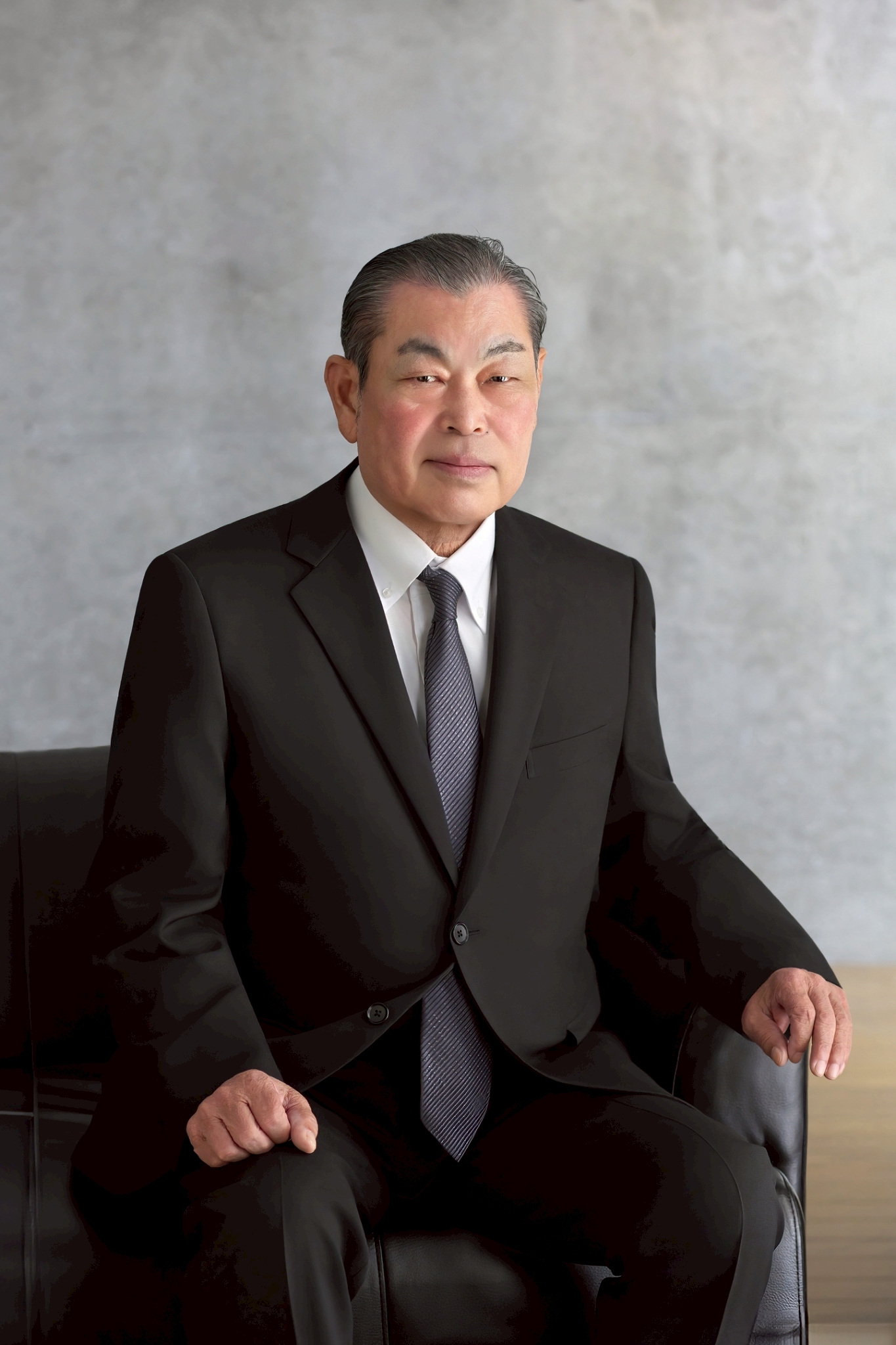 代表取締役社長 阿部 正弘